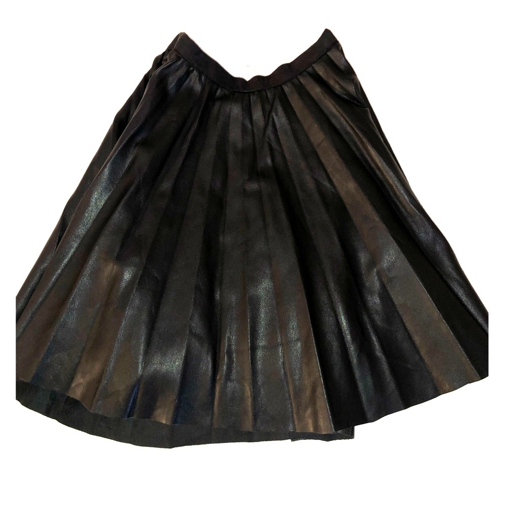 Faux leather Black pleated skater skirt